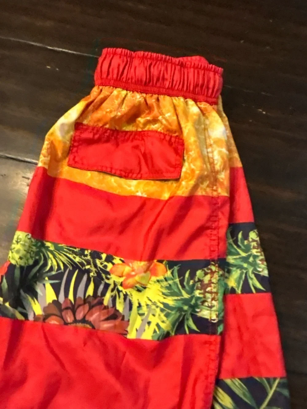 SMITH's American foliage red swim trunks size XL 18/20